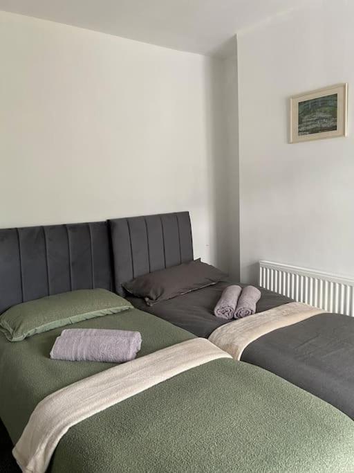 Brynhyfryd Cottage Aberaman Buitenkant foto