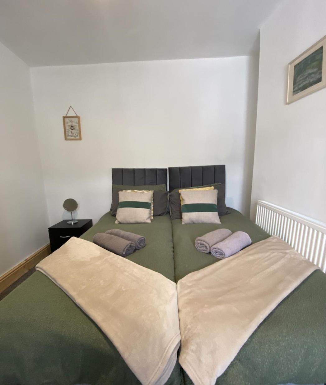 Brynhyfryd Cottage Aberaman Buitenkant foto